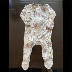 Bestaroo Baby footie outfit